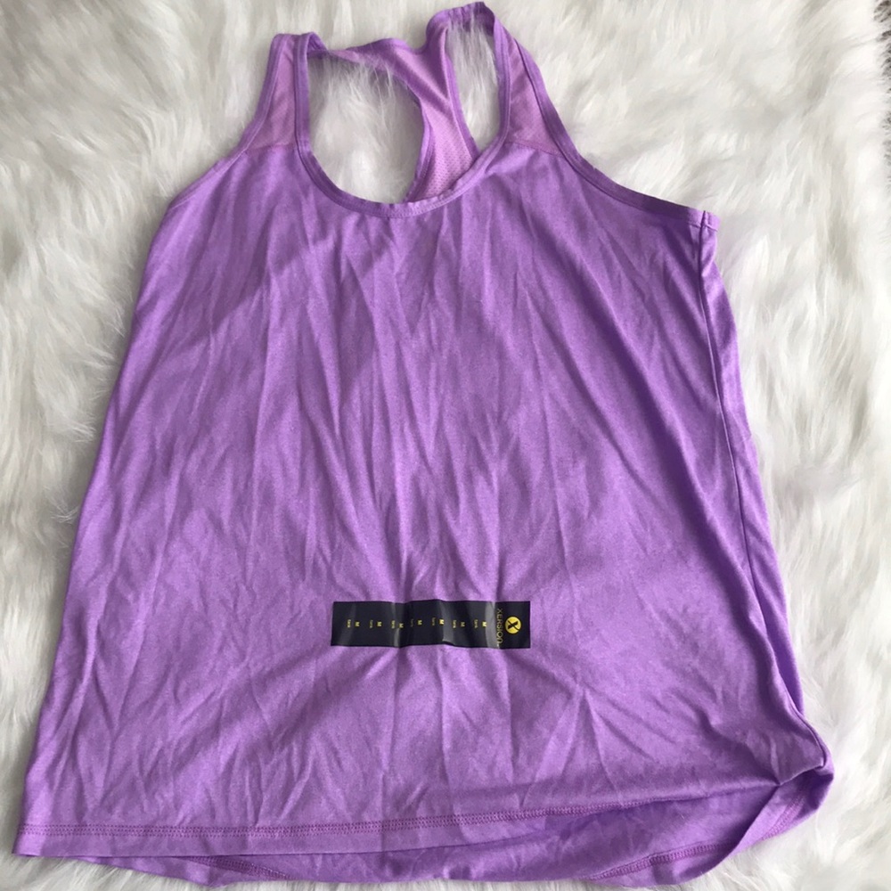 Medium lavender workout top